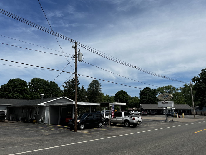 Eddie's Drive-In West